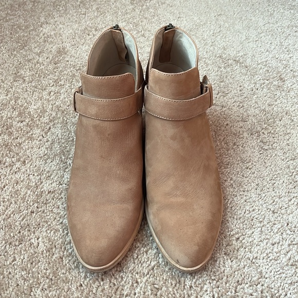 Eileen Fisher Ives Tumbled Nubuck Tan Suede Booties - Picture 2 of 10